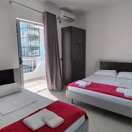 Piazza 3* Sarandë