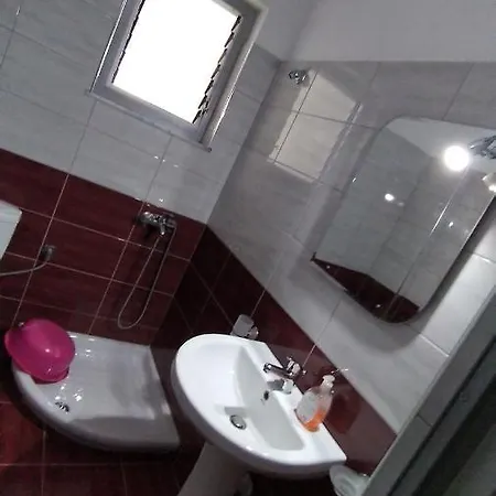 Piazza 3* Sarandë