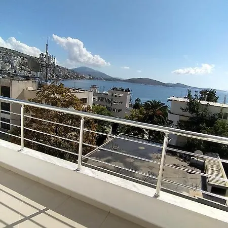 Piazza Hotel